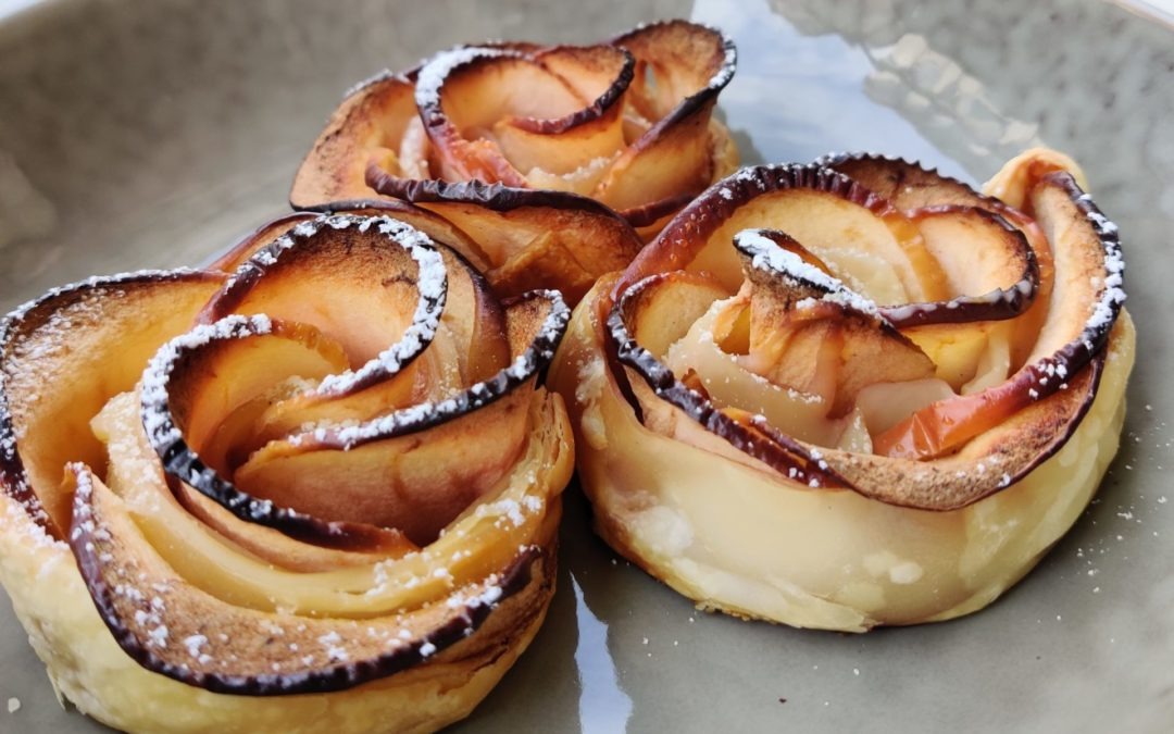 Roses feuilletées aux pommes de Ben
