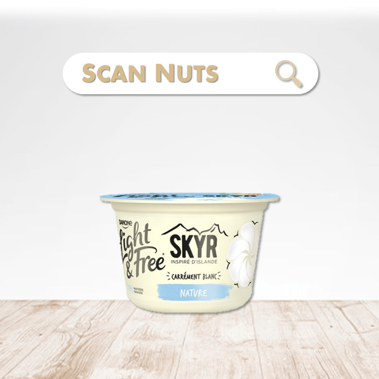 Danone Skyr nature light and free scannuts