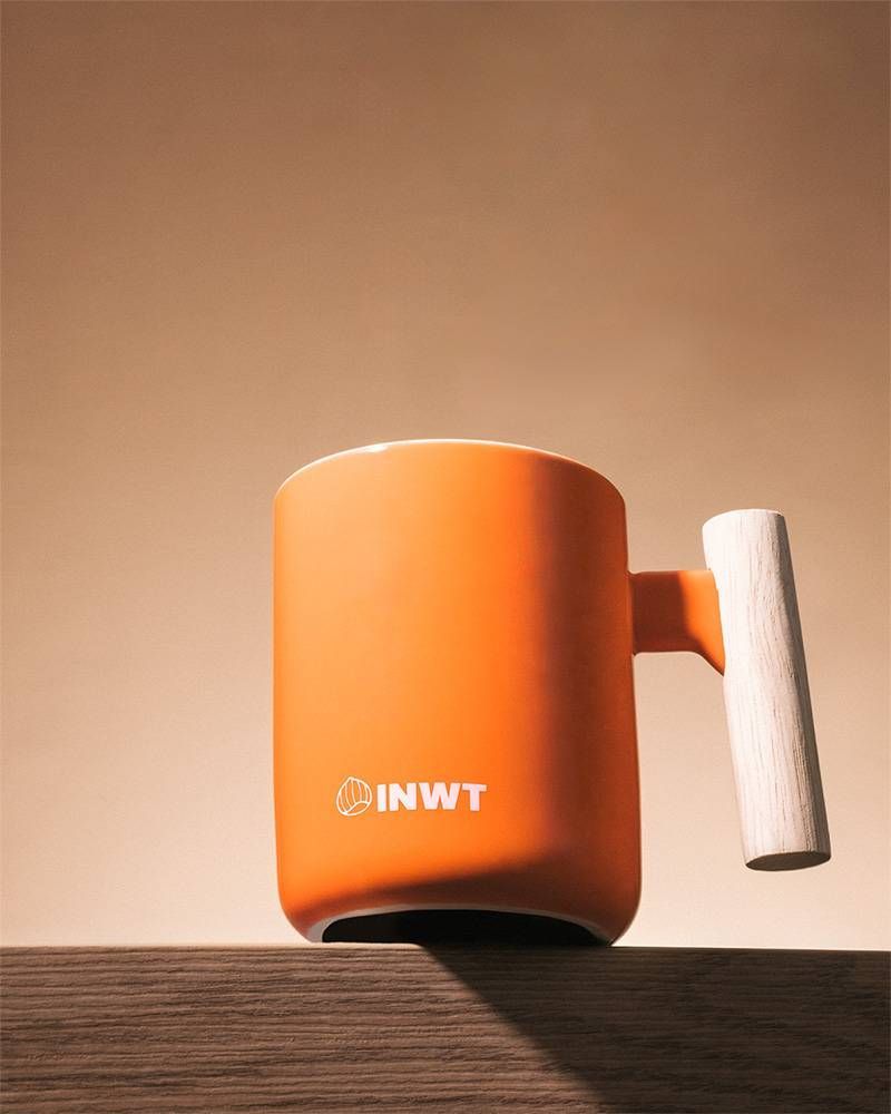 Mug orange INWT Nuts verso
